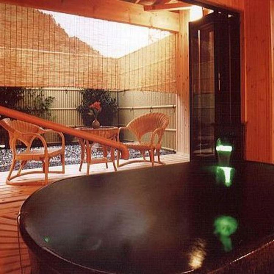 Hotel Kameya Honten Chikuma Екстериор снимка