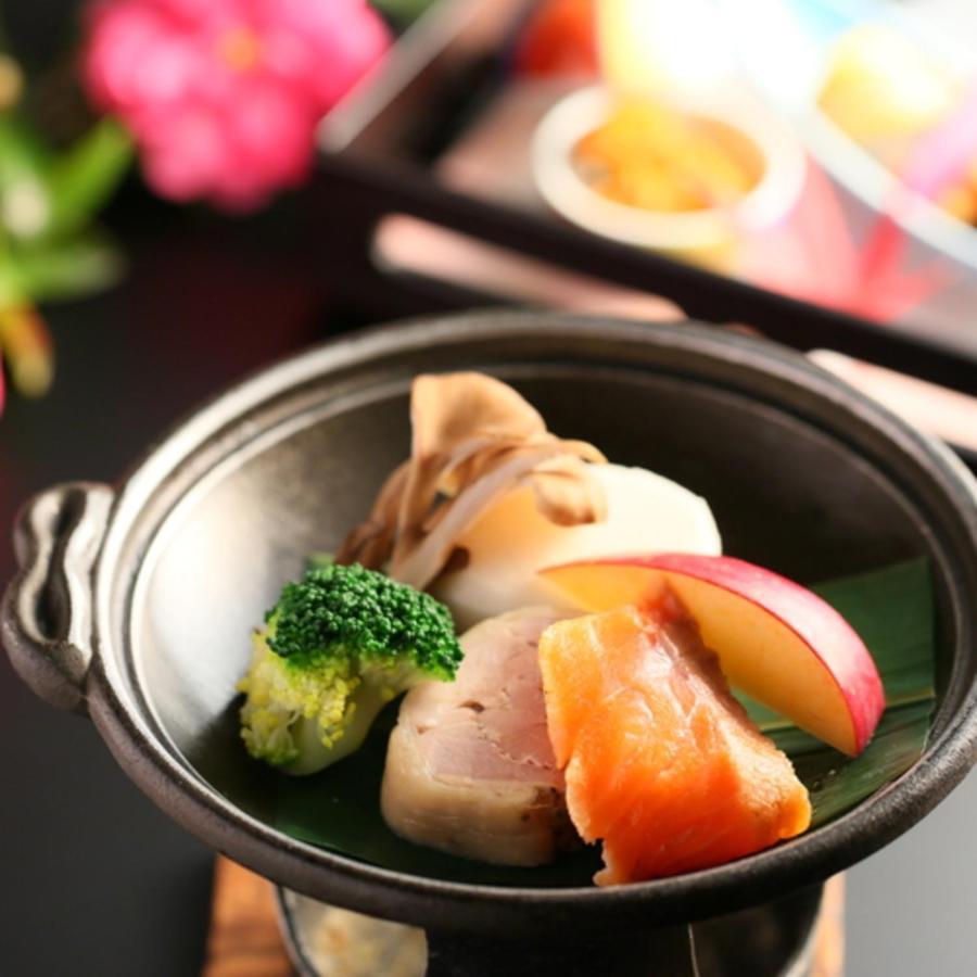 Hotel Kameya Honten Chikuma Екстериор снимка