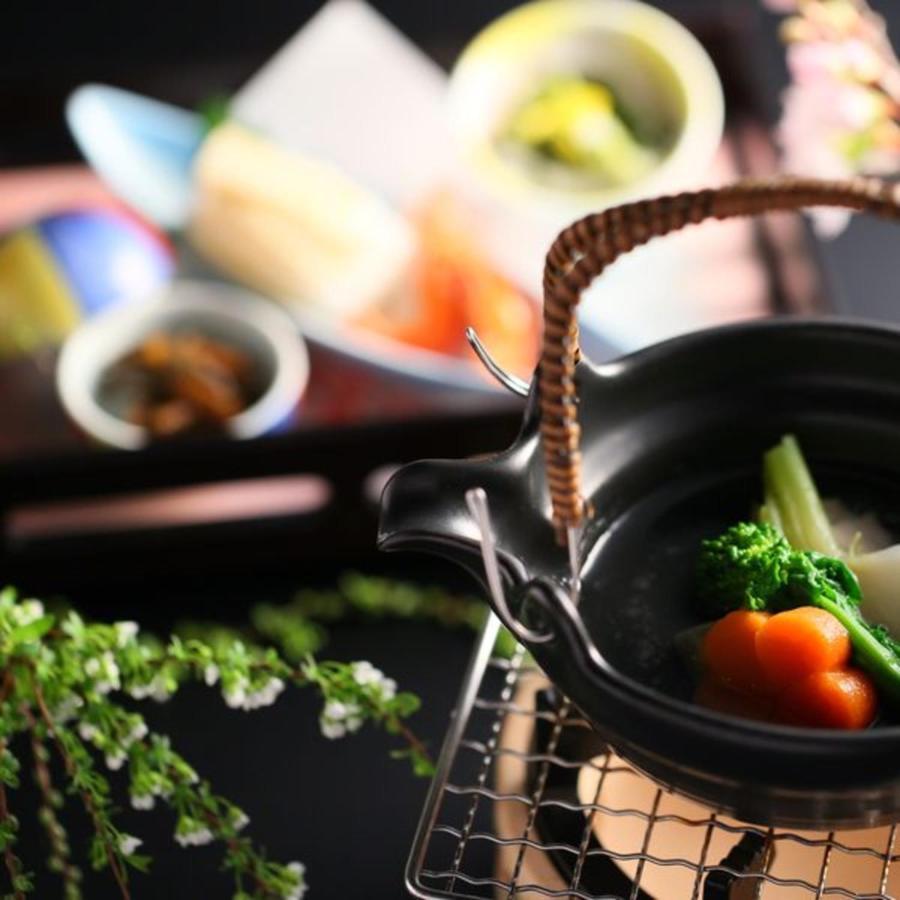 Hotel Kameya Honten Chikuma Екстериор снимка