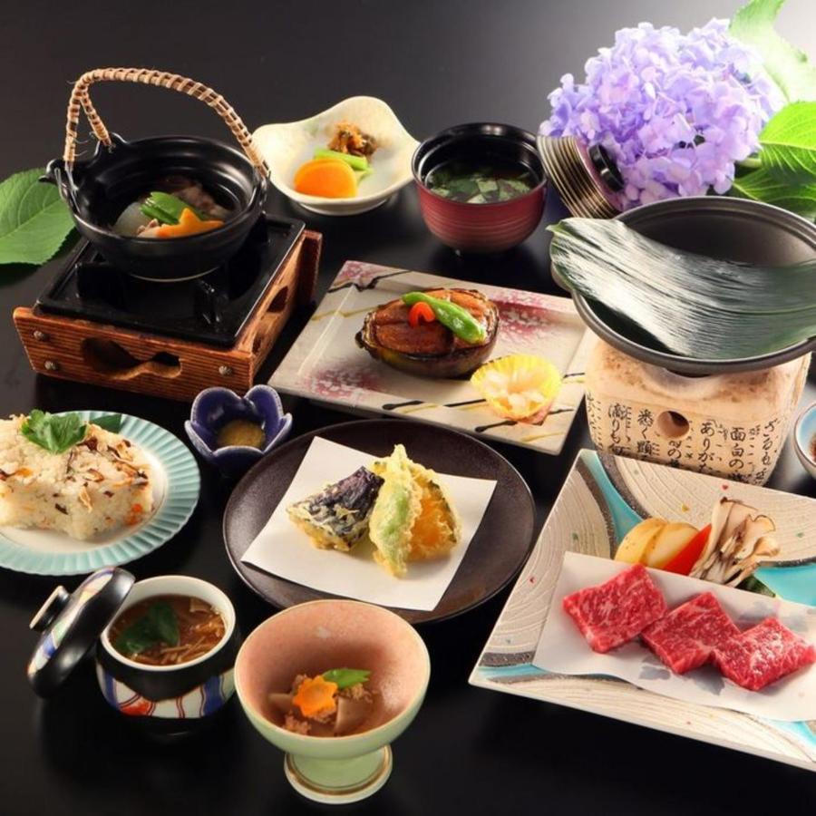Hotel Kameya Honten Chikuma Екстериор снимка